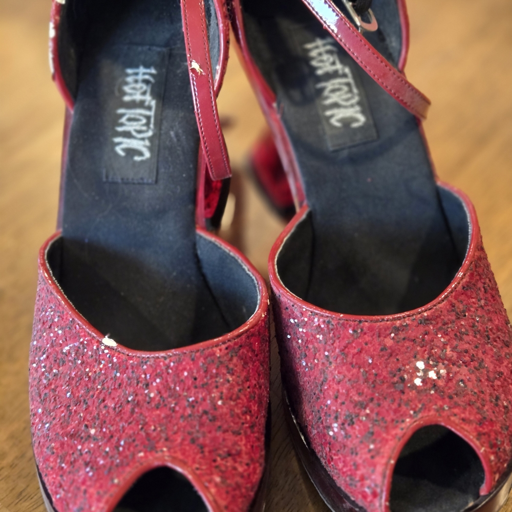 Hot Topic Red Glitter Heels Peep-Toe Glamour